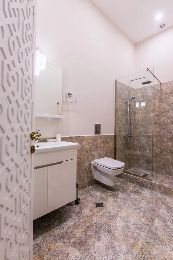 Kuxos Apartment On Machabeli Street Tbilisi