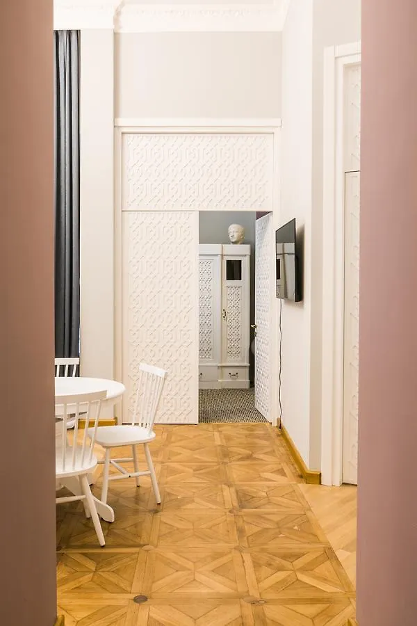 Kuxos Apartment On Machabeli Street Tbilisi