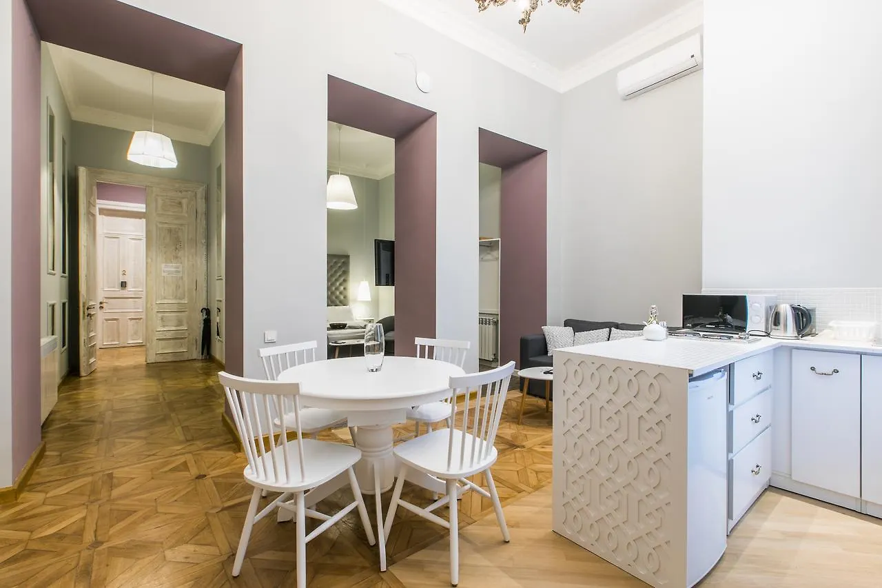 Kuxos Apartment On Machabeli Street Tbilisi