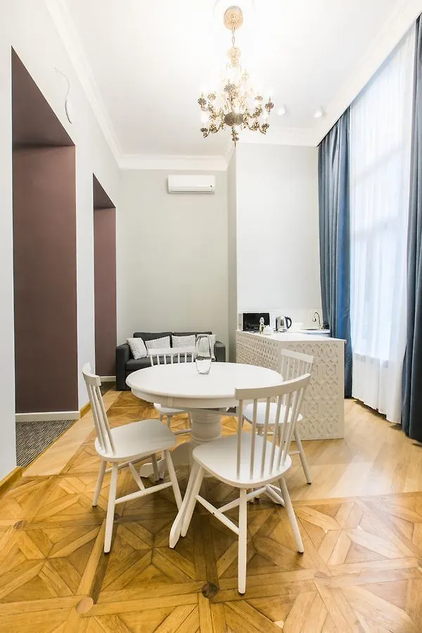 Kuxos Apartment On Machabeli Street Тбилиси Грузия