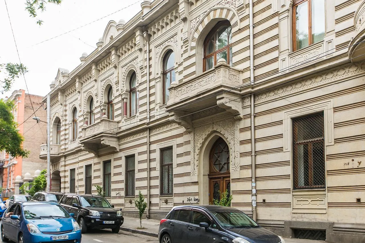Kuxos Apartment On Machabeli Street Тбилиси